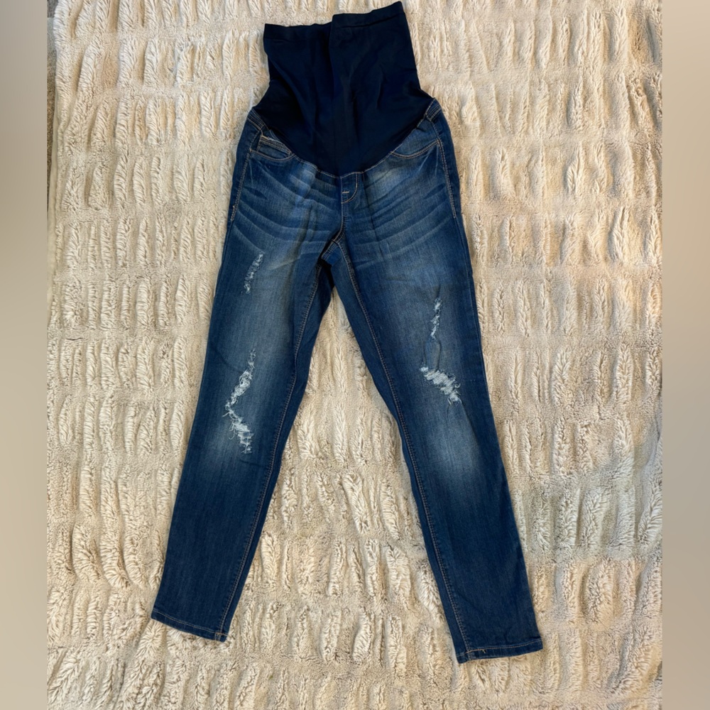 New! 1822 Destructed Skinny Maternity Jeans Size 26